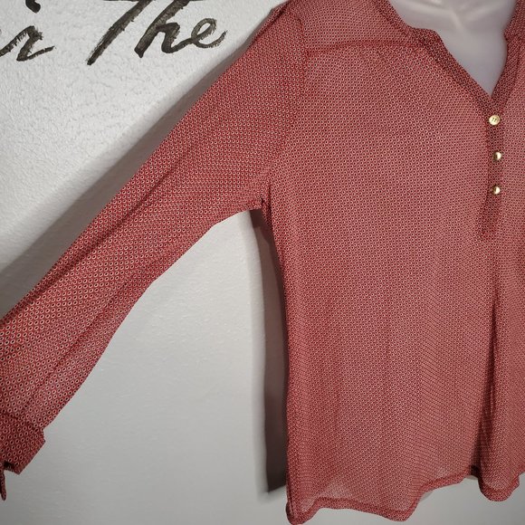 Outback Red Long Sleeve Blouse w/ Half Button Up, XL - Picture 2 of 7